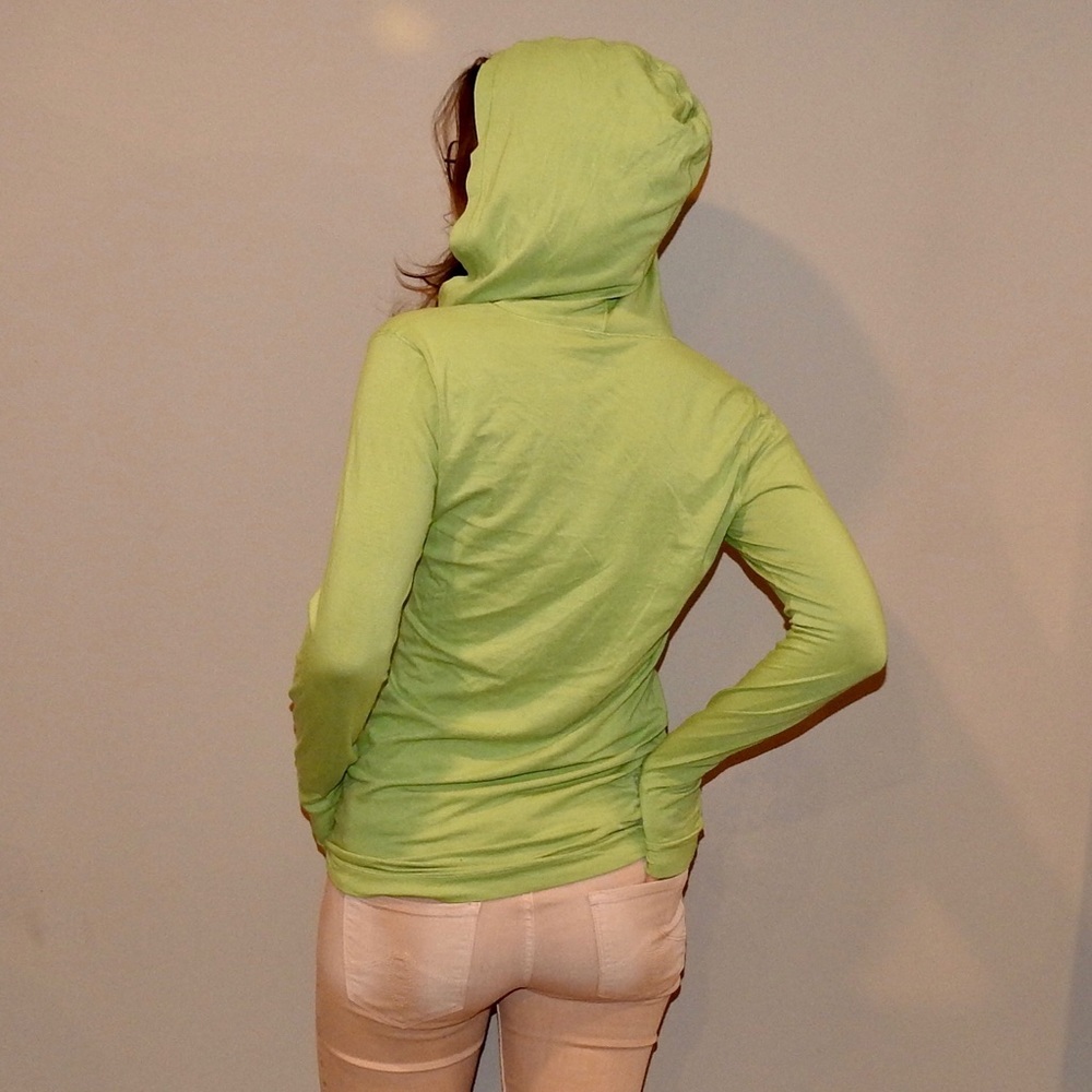 Long sleeve tee with hoodie